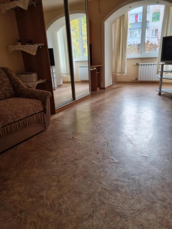 1Комнатная Квартира С Ноткой Прованса Apartman Kremencsuk Kültér fotó